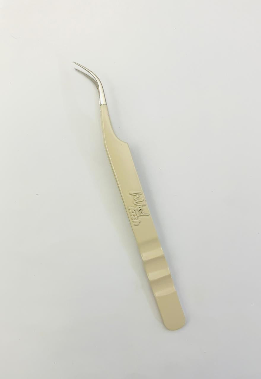 “Lash Boss” Volume Tweezer-FIBER TIP