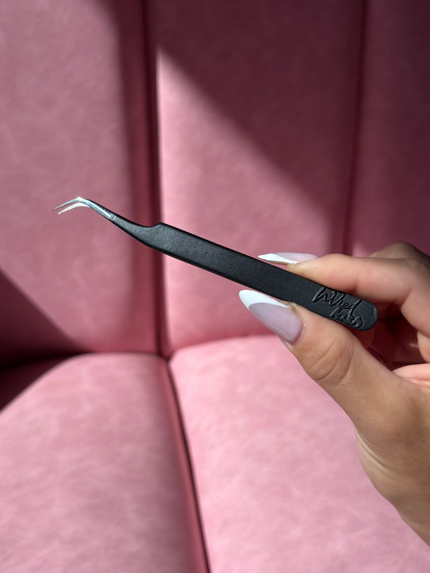 “Lash Boss” Volume Tweezer-FIBER TIP