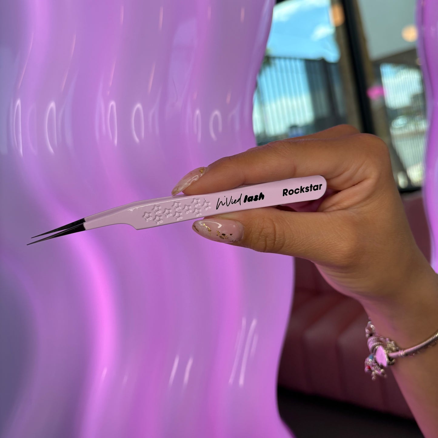 "Rockstar" Isolation Tweezer